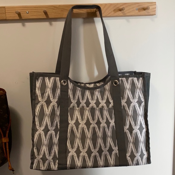 THIRTY ONE | Tote Bag - Picture 1 of 8